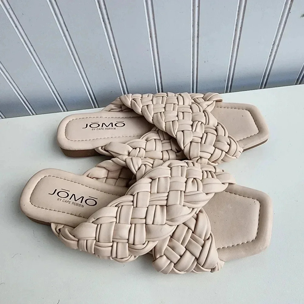 Cape Robbin JOMO Joelina Flat Fashion Wrapped Slip On Open Toe Sandals Cream 7